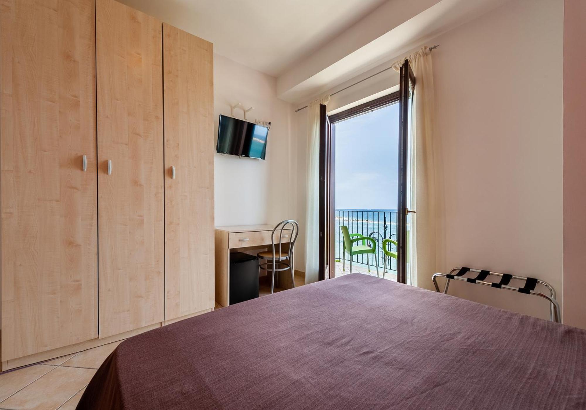 Hotel La Rampa 3*